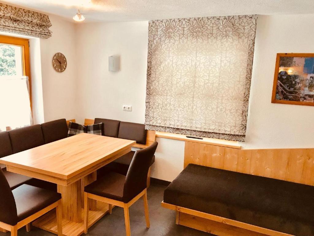 Haus Steissbach Appartement Sankt Anton am Arlberg Buitenkant foto