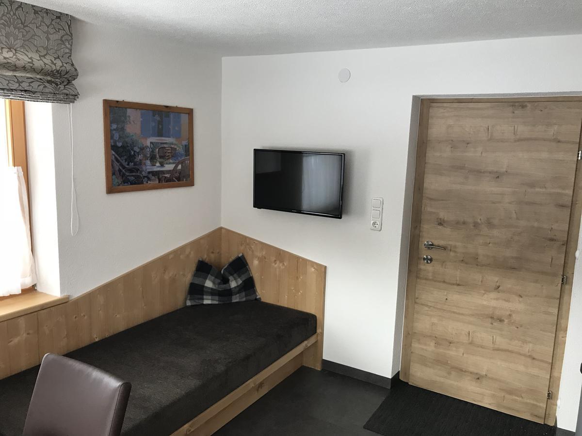 Haus Steissbach Appartement Sankt Anton am Arlberg Buitenkant foto